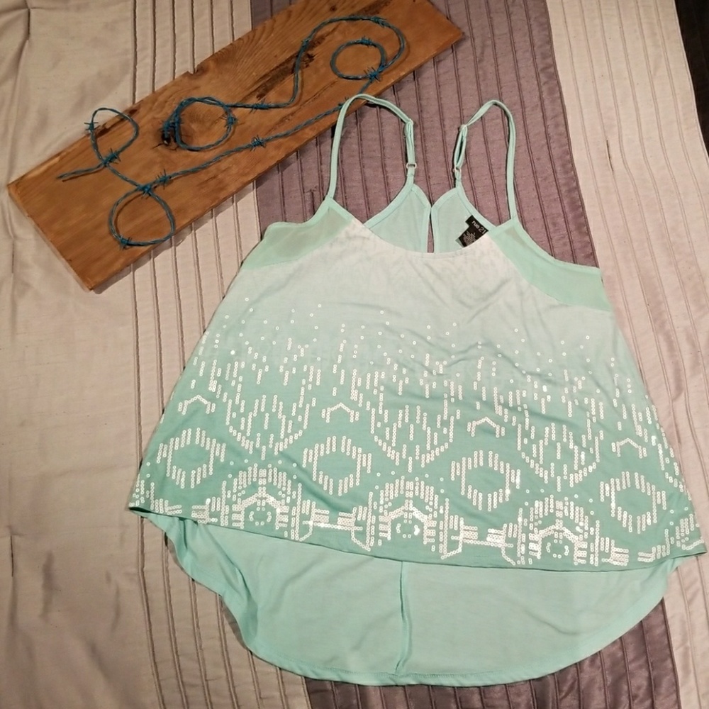 NWOT Rue21 Sequin High Low Crop Top